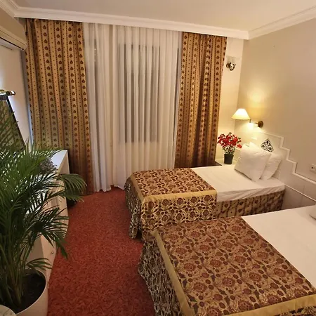 Valley Boutique Hotell 4*